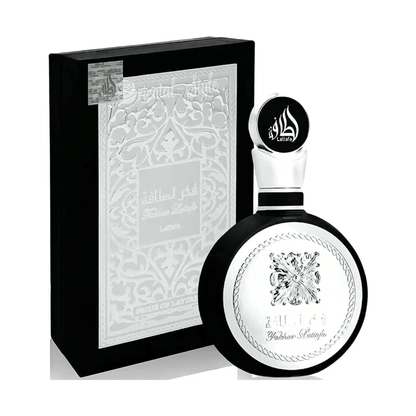 Verpackung des Lattafa Fakhar Black Parfums
